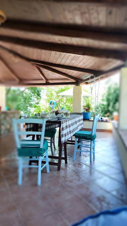 Vacation home with barbecue, patio & garden | Garden view — photo 5