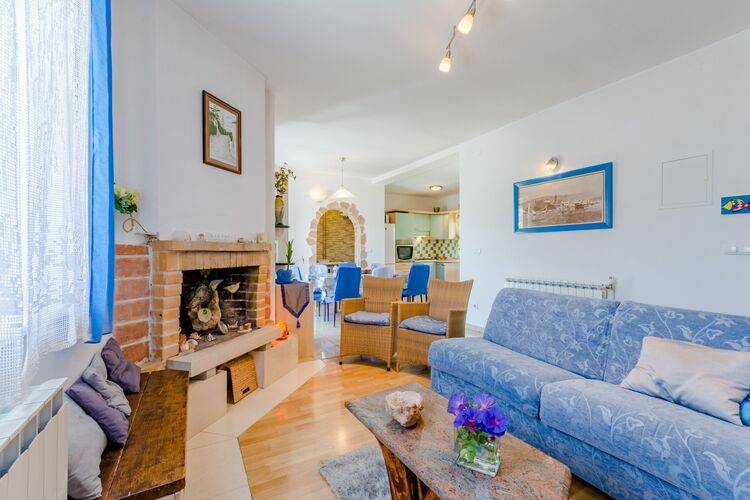 Fully equipped ample villa with barbeque & patio | Sea view | Pets allowed — photo 2