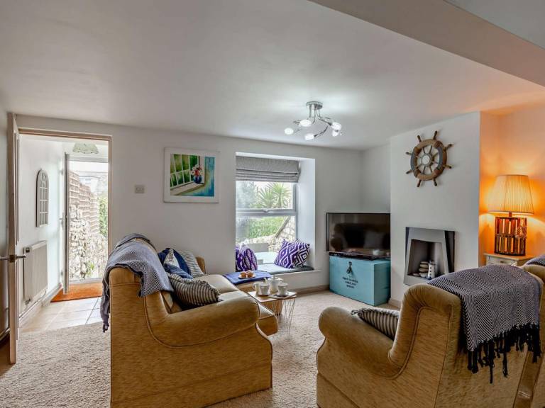 Cottage with garden | Water view | Beach nearby | Pets are welcome — photo 3