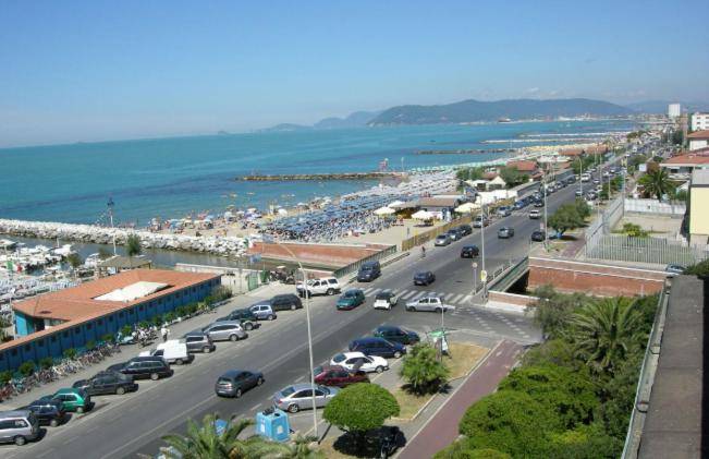 Holiday apartment | Beach nearby | Pets are welcome in Carrara