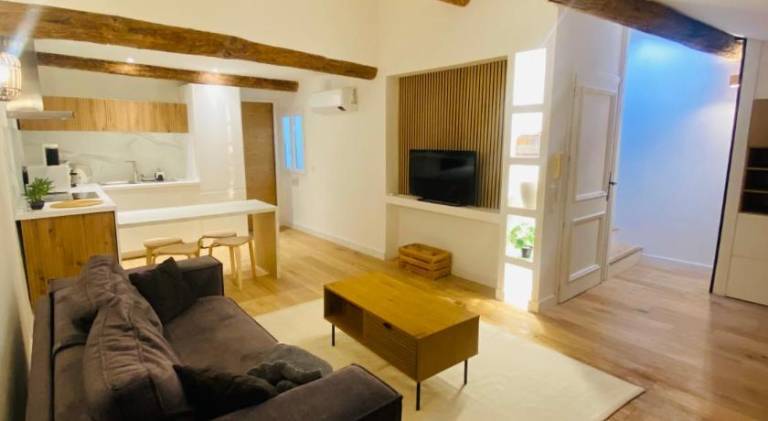 APPARTEMENT en DUPLEX VIEUX NICE — photo 2