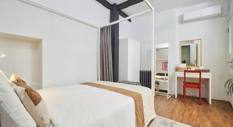 Stunning Apartment at Unbeatable Location — photo 2