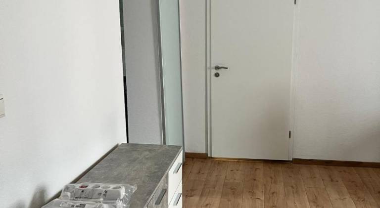 Holiday apartment with terrace & yard — photo 5