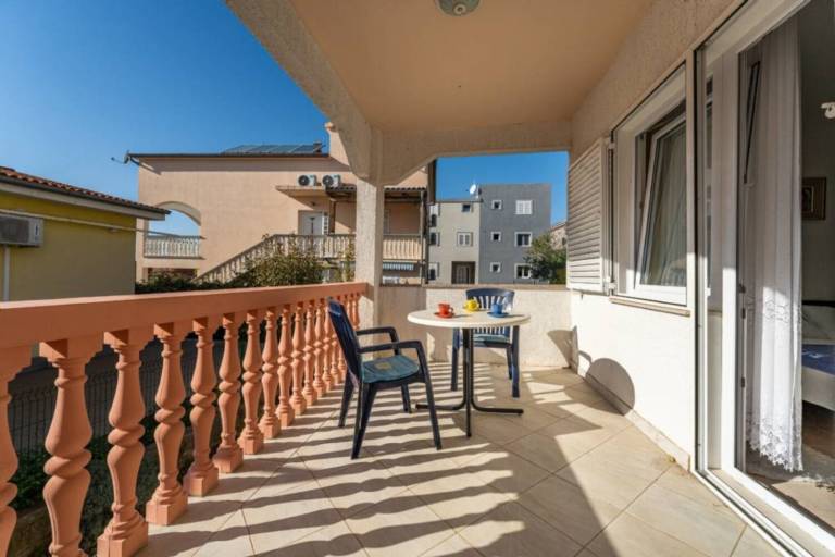 Ferienwohnung Pakoštane