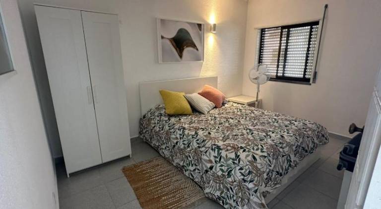 Holiday apartment with 1 room for 4 persons in Almada