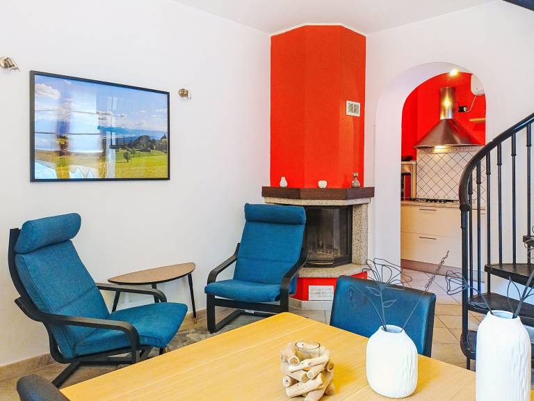 Ferienhaus in Luino, Lago Maggiore f&uuml;r max. 4 Personen