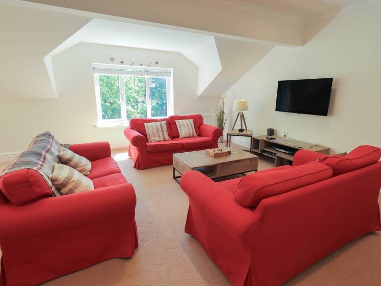 Cottage with 3 rooms for 6 persons — photo 2