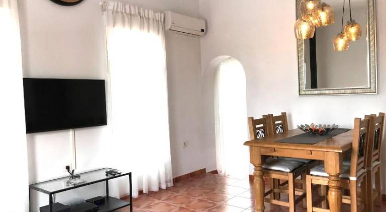 Villa with BBQ, garden & patio — photo 3