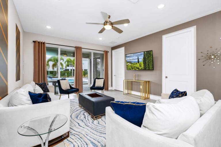 Child-friendly nice vacation home with private pool & hot tub | Pets are welcome — photo 5