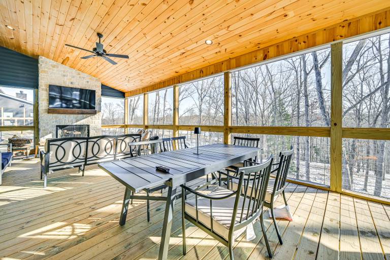 House Nolin Lake