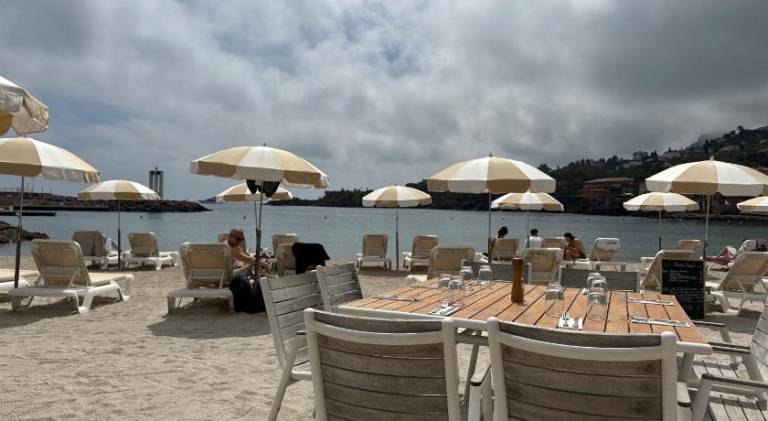 Vue mer et sur la baie de Cannes piscine 450m2 randonnee VTT au pied de l Esterel — photo 5