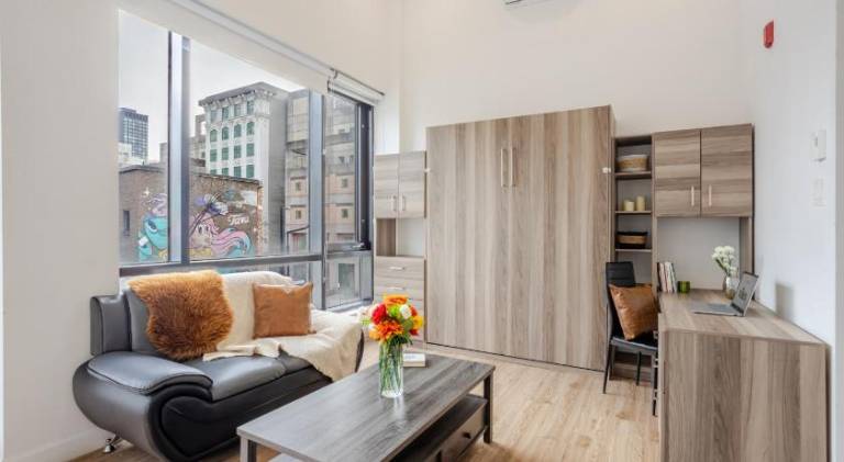 Apartment | Close to Mary in Montréal, QC