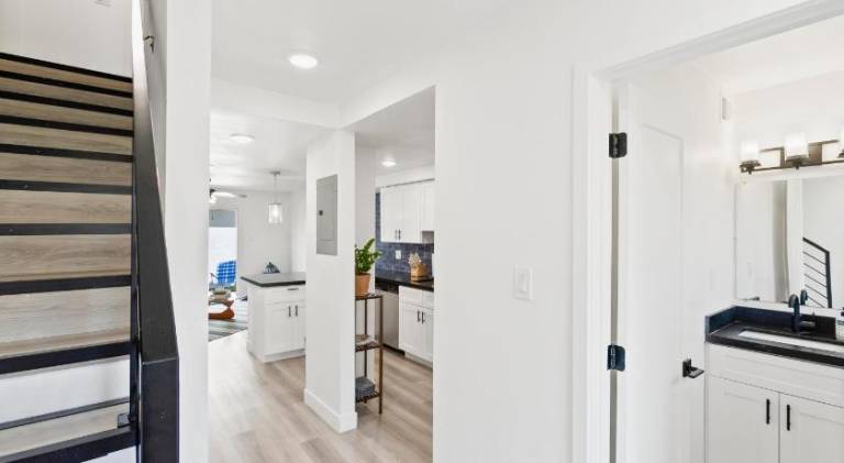 The Sophia Apartments — photo 5