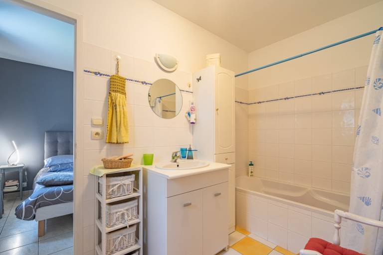 Holiday Home 'Maison Proche De Royan' with Private Terrace, Wi-Fi and Air Conditioning — photo 4