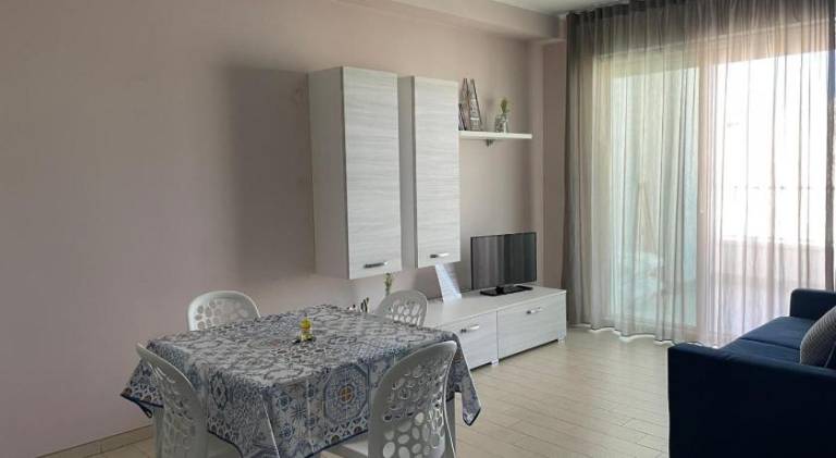 Holiday apartment with pool — photo 3