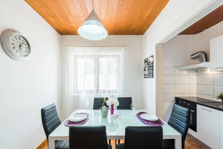 Holiday apartment with barbeque — photo 2