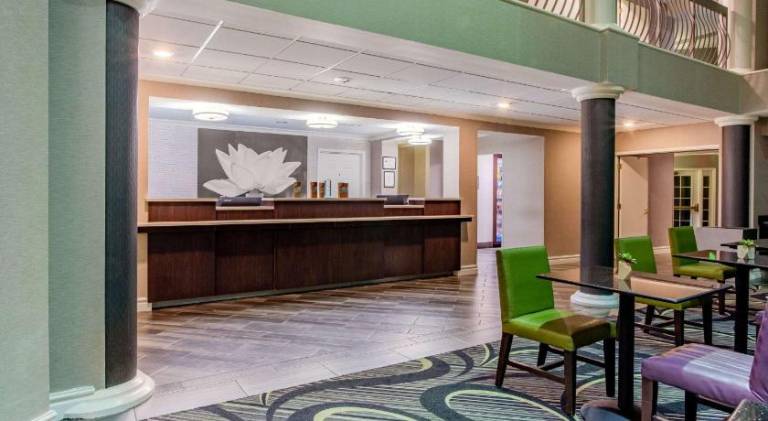 La Quinta Inn & Suites by Wyndham Raleigh Durham Airport — photo 5
