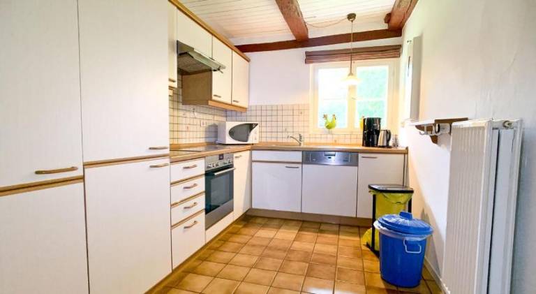 Apartment with 3 rooms for 5 persons — photo 2