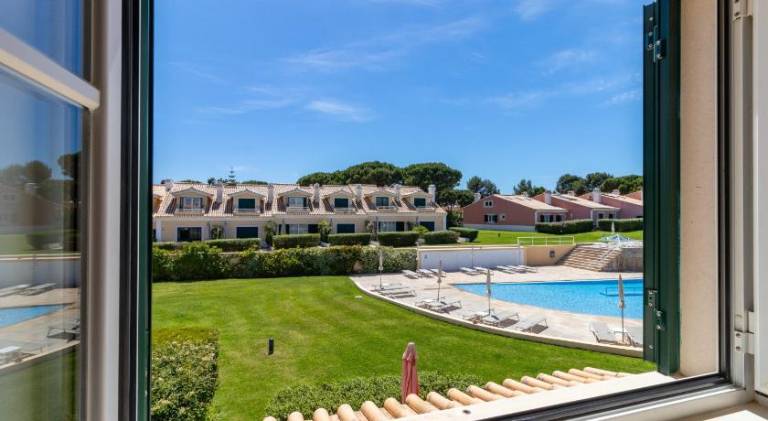 Villa with pool — photo 2