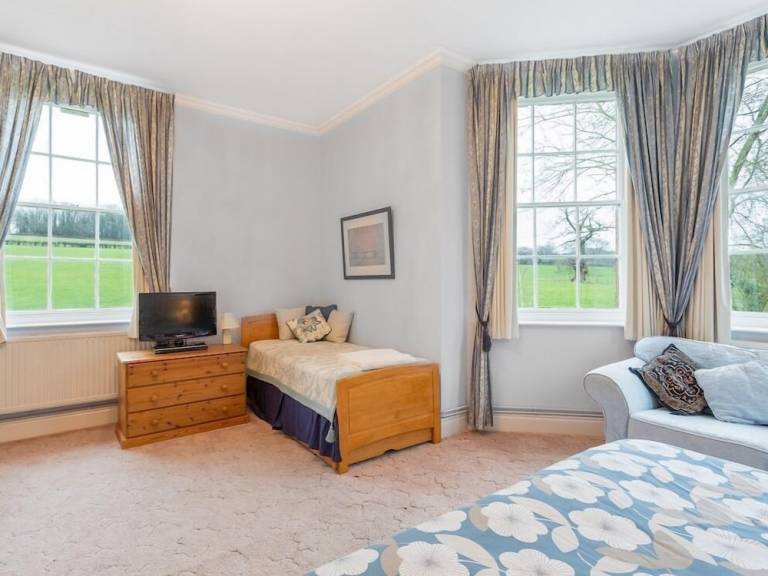 Farmhouse Dinton