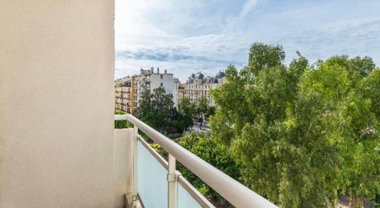 Nice City Center 2 Bedrooms Balcony Air Conditioning — photo 3