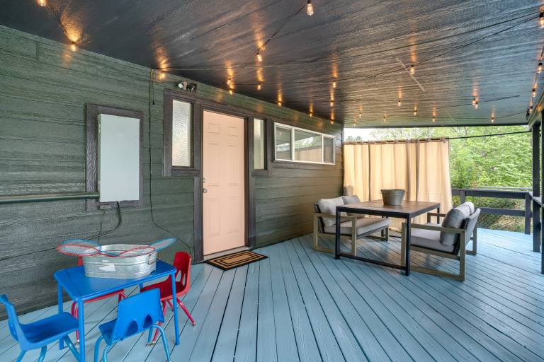 Game Room & Fire Pit: Family-Friendly Loveland Gem — photo 3
