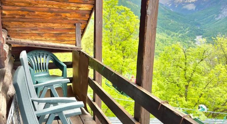 Chalet with 4 rooms for 12 persons — photo 5