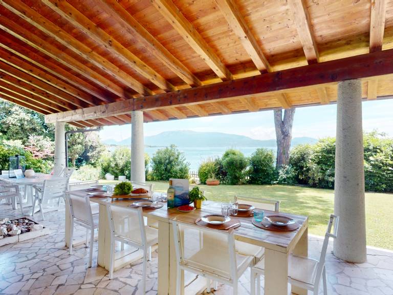 Villa with garden & barbeque | Water view | Next to the beach | Pets allowed — photo 5