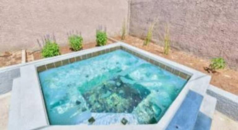 Relaxing 1 Story Villa Hot Tub BBQ By the Strip in Vega, CA