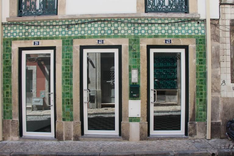 Holiday apartment with terrace | Close to Santa Justa Lift