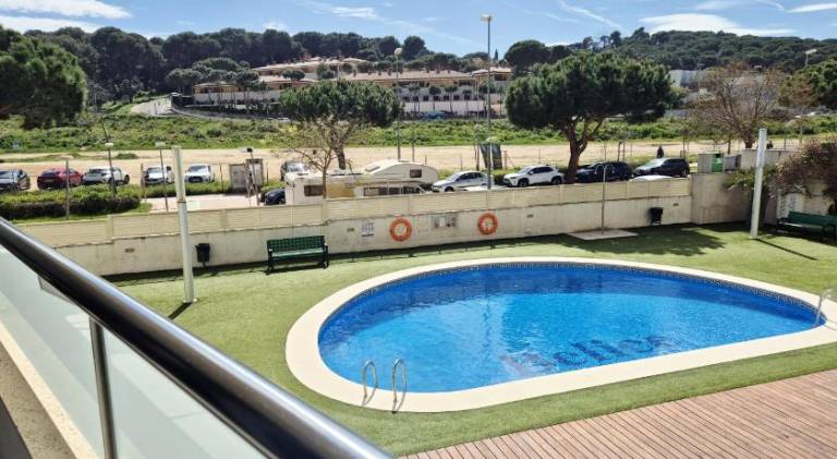 Holiday apartment with pool in Lloret de Mar