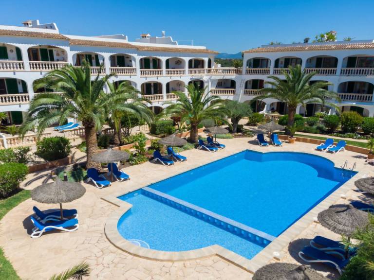 Holiday park Cala Figuera