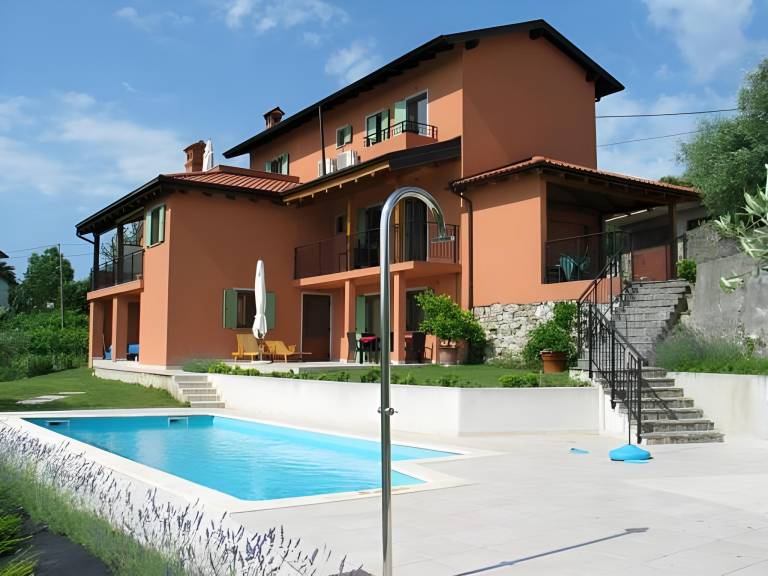 Apartma  Kozana