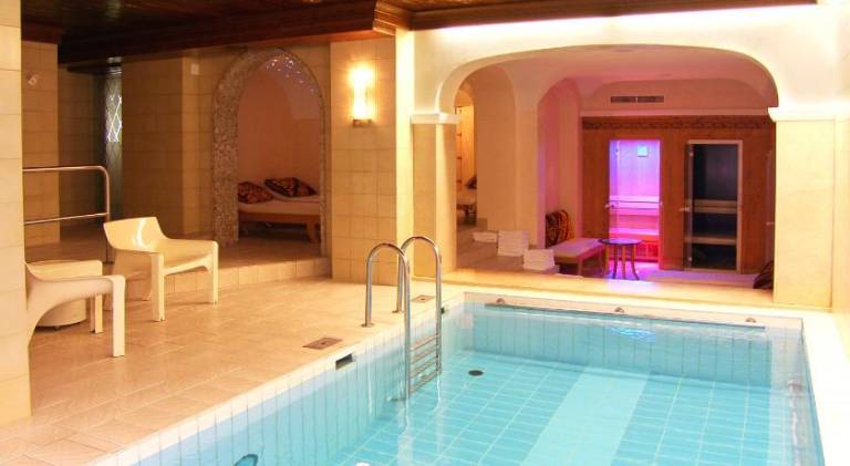 Apartment with pool & sauna | Pets are welcome — photo 4