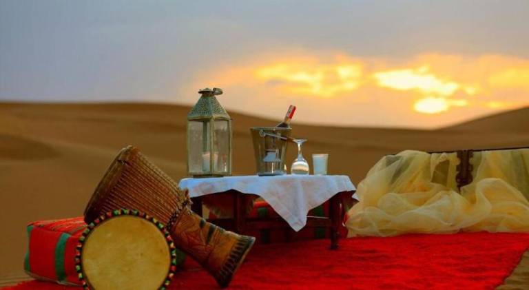 Dar Azawad Royal Desert Camp - Erg Chigaga Luxury Glamping — photo 3