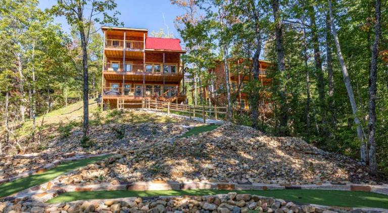 Vacation home with pool & jacuzzi — photo 5