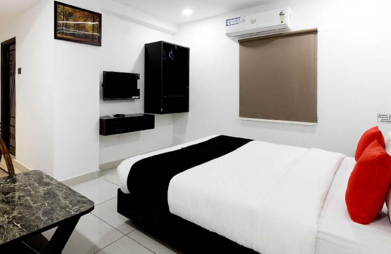 Mythri Hotel ECIL