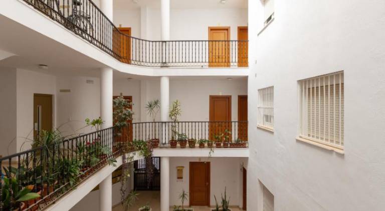 Apartment | Near Alcazaba of Málaga — photo 2