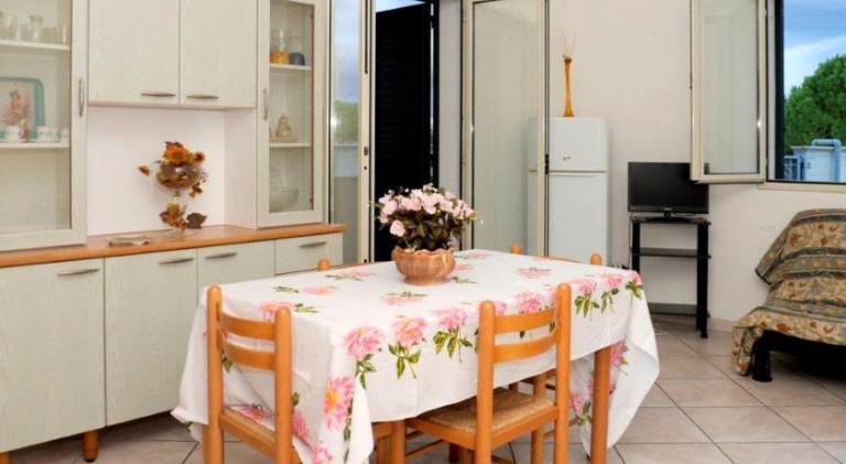 Apartment with 1 room for 4 persons — photo 4