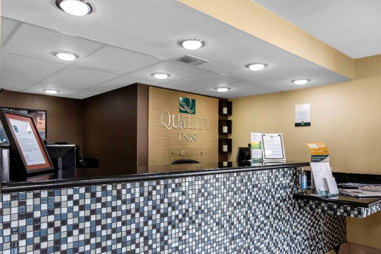 Quality Inn Dumas — photo 5