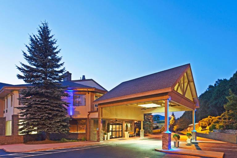 Holiday Inn Express Blowing Rock South By IHG in Blowing Rock, NC