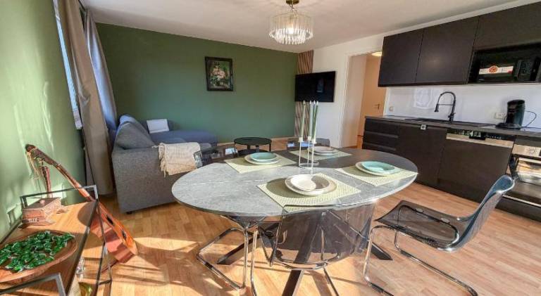 Apartment with 2 rooms for 6 persons — photo 3