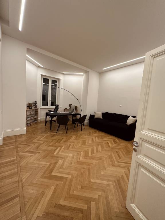 Luxurious 180sqm Open Space office/apartment, newly renovated! — photo 2