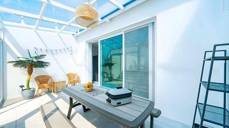Pohang Uni’s Ocean Pool Villa — photo 2