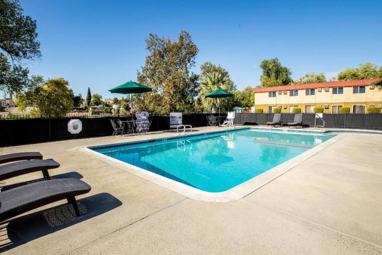Travelodge by Wyndham Red Bluff South of Redding — photo 2