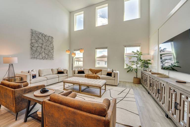 House Four Corners