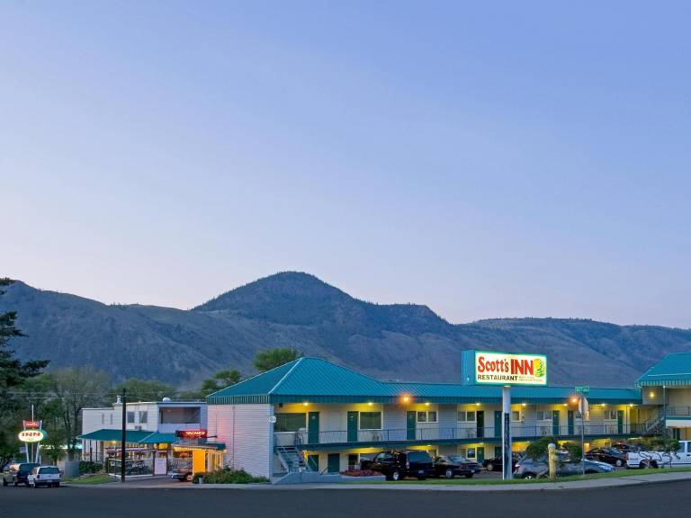 Scott's Inn & Restaurant in Kamloops, BC