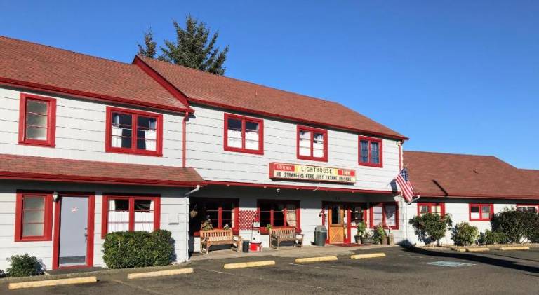 Lighthouse Inn — photo 4