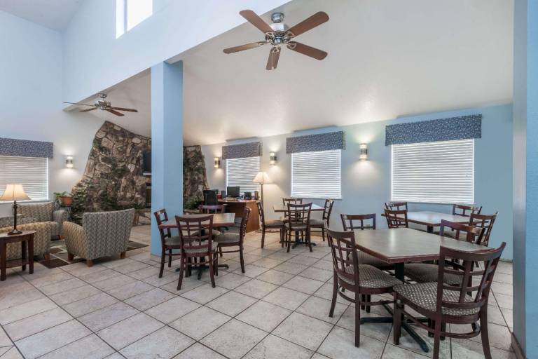 Days Inn by Wyndham Las Vegas — photo 2