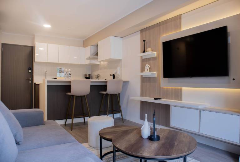 w Welcoming 1BR w Balcony in Miraflores